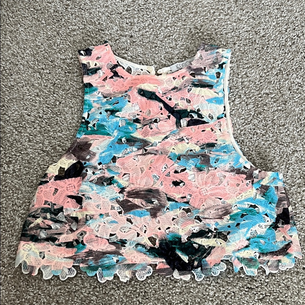 Colorful Lace Sleeveless Top